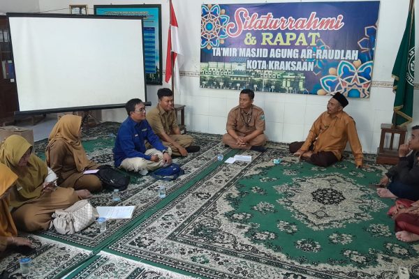 Dinas Peternakan dan RPH Kunjungi Masjid Agung Ar-Raudlah Kraksaan untuk Pastikan Kesiapan Idul Qurban